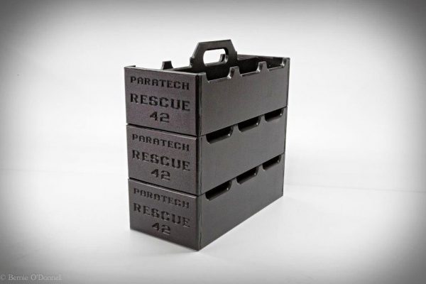 Grab-N-Go Stackable Box (holds 10 6"x6" Paratech Baseplates)